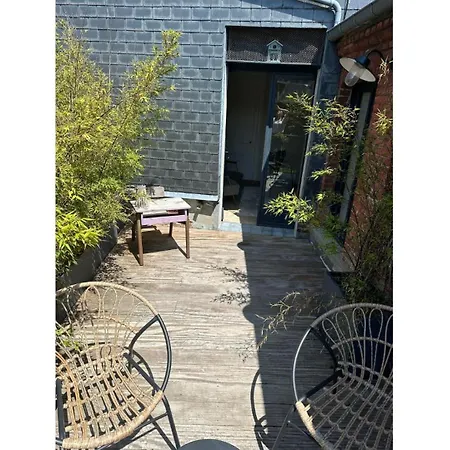 Bed & Breakfast La Maison Du Tripot *