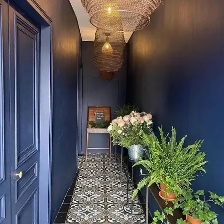 Bed & Breakfast La Maison Du Tripot